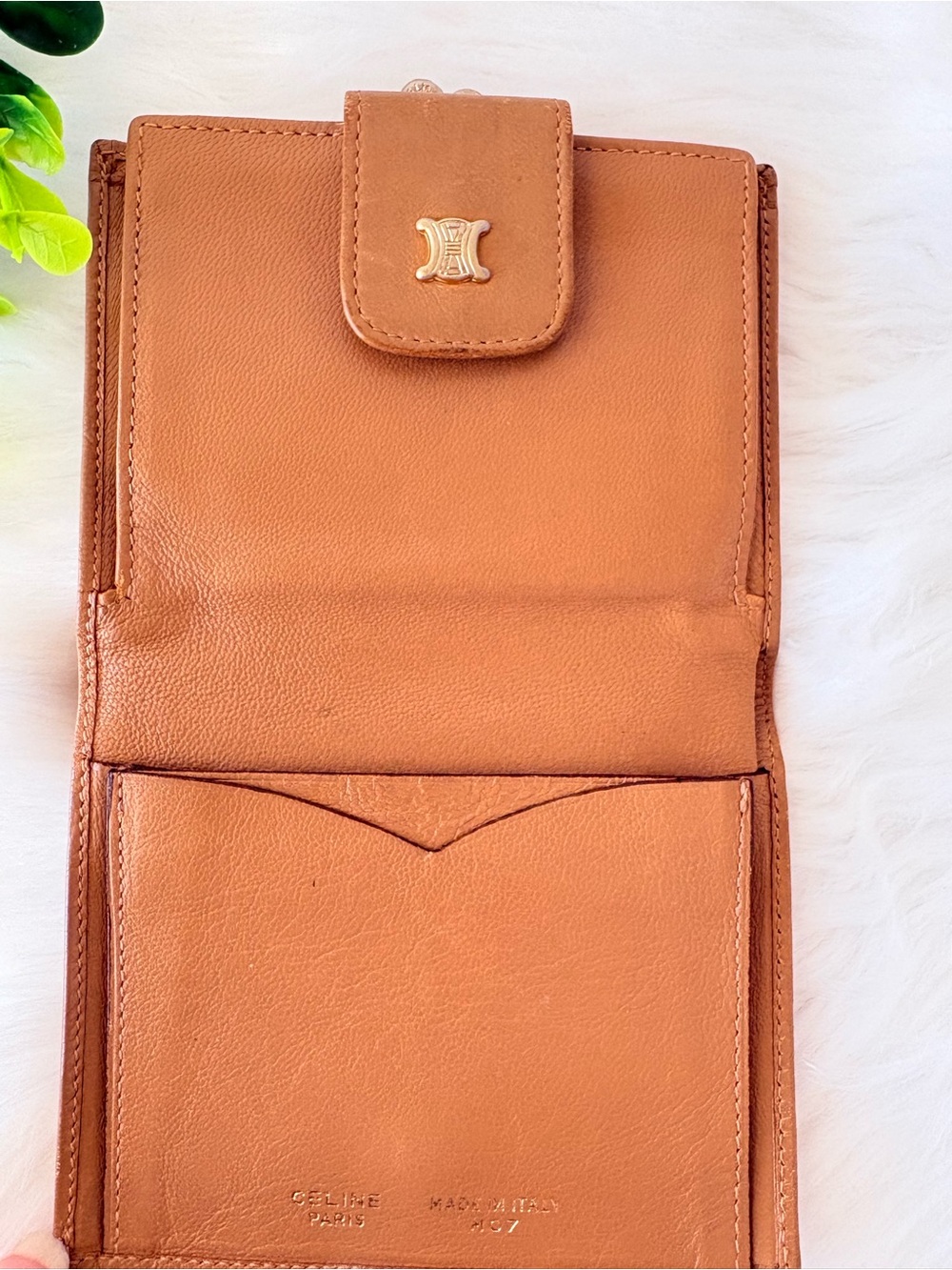 Celine Kisslock Wallet with Triomphe Embossing - Picture 8 of 14